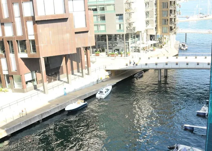 Seafront Luxury In Oslo