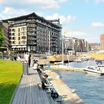 Seafront Luxury In *